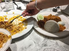 -关夫人餐厅(阳光广场店)