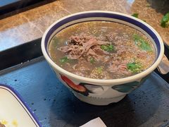 招牌生烫牛肉米线-云阿蛮云南生烫牛肉米线(奉贤路店)