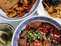 腰花面-沪西老弄堂面馆(定西路店)