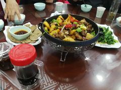 -撒拉人家.酸菜牦牛肉火锅