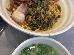 -佬钱湾仔(衣裳街店)