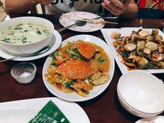 -Dang restaurant (patong phuket)