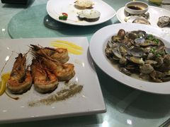 -赶海部落海鲜城(海阳路店)