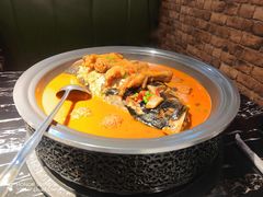 富贵大鱼头-老燕皇·南京菜(玄武湖店)