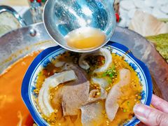 -王奋斗贵州酸汤牛肉火锅