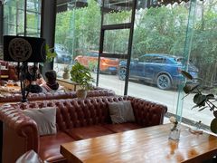 -桉树林A coffee 森林餐厅(三圣乡店)