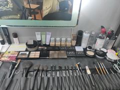 -ME觅妆·定制美妆·彩妆私教(菱角湖店)