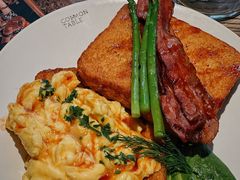 -Common Table · Brunch & Coffee