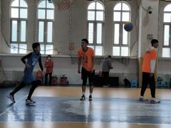 -育华篮球培训(新华路校区)