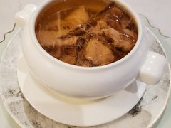 槟榔花炖五脚猪汤-闻见中国海南菜(K11店)
