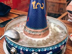 -毛辣果·贵州红酸汤牛肉火锅(西单店)