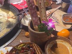 -萍姐火锅·公路夜市(武汉首店)