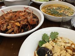 -侬佳蒸菜馆(听潮店)