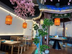 -荷塘秋月·本帮江浙菜(国权路店)