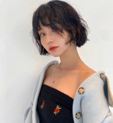 -朗峰专业美发沙龙