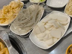 -光头药膳鸡(莱茵小镇店)