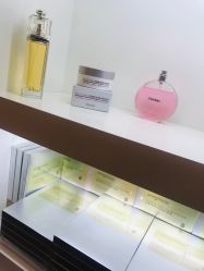 -美肤盾祛痘·问题肌头疗管理中心