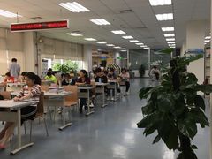 -南山图书馆(常兴路店)