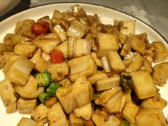 腊八豆炒藕丁-雲蜀龙阁·金牌水煮鱼(方庄店)