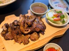 -大头虾越式风味餐厅(光明广场店)