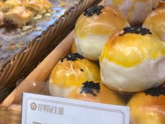 -昆明冠生园·蛋糕·面包(朗悦湾店)