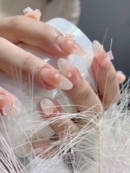 -尤米一站式美甲美睫