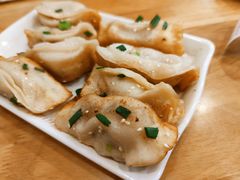牛肉鍋貼-小姜锅贴(凤凰街店)