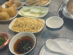 -光头药膳鸡(莱茵小镇店)