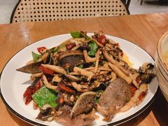 -十三式重庆江湖菜(金茂览秀城店)