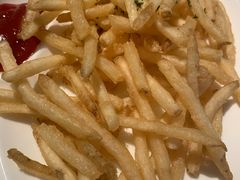 -玛格萝妮(汇智国际商业中心店)