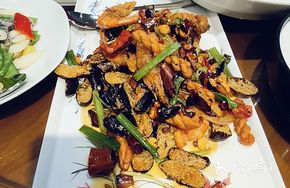 Silkworm Pupa and Shrimp Stir-fry