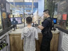 -都市枪神实弹射击俱乐部