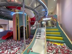 -奈尔宝·国风主题儿童乐园·亲子餐厅(豫园商城店)