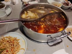 -宴全牛粤来越牛潮汕鲜牛肉火锅(海州万达广场店)