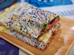香辣煎饼果子-冷峰马家鸡蛋牛奶醪糟(八朗学五巷店)