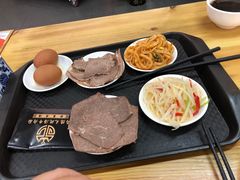 -马德元纯汤牛肉面(太奥广场店)
