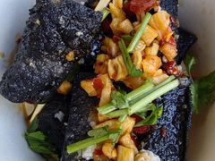 -黑色经典臭豆腐·湖南特产(坡子街店)
