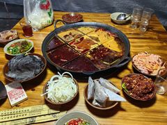 -正南齊北重庆老火锅(光华村直营店)