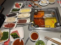 -海底捞火锅(新松江路店)