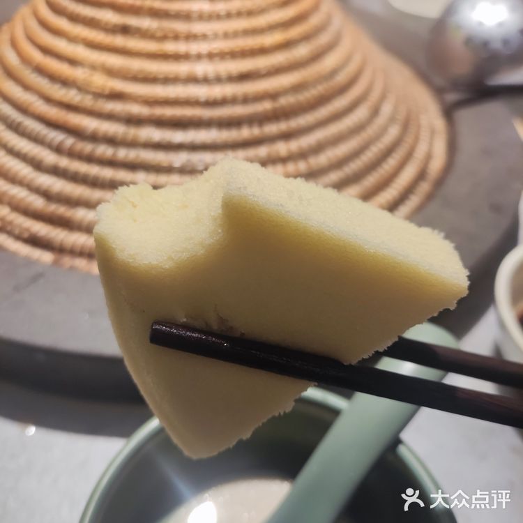 强烈推荐!「青椒紫苏锅」这应该是他们家的招牌锅底吧