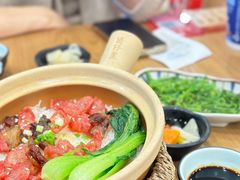 -煲仔皇腊味煲仔饭(经四万达店)
