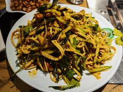 -河坝烧烤串城(银亭路店)