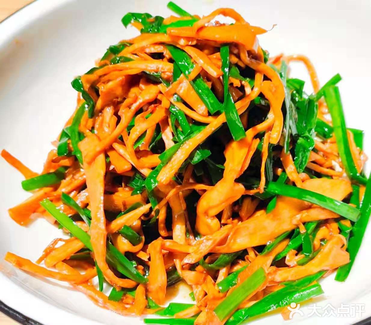 吃小龙虾又多了个好去处[调皮]