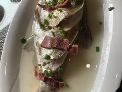 清蒸鳊鱼-烟水渔庄餐厅(西溪湿地店)