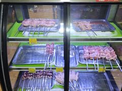 -烤肉小伙烤肉店