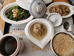 -兰心墩楠月子会所(万达店)
