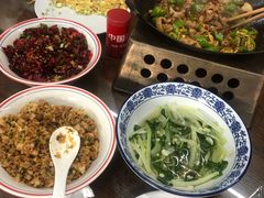 特色干锅肥肠-张氏父子常德肠子馆(红星总店)