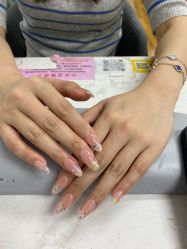 -尤米一站式美甲美睫