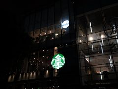 门面-星巴克臻选(湖滨道店)