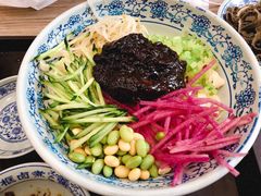 老北京炸酱面-门框胡同百年卤煮(新街口店)